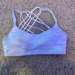 Lululemon free to be sports bra